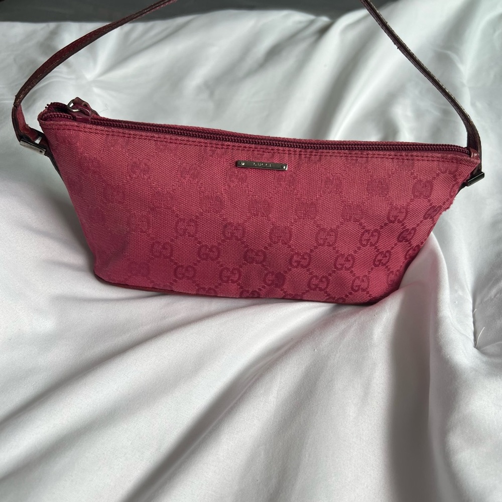 Gucci Pink Pochette Boat Bag